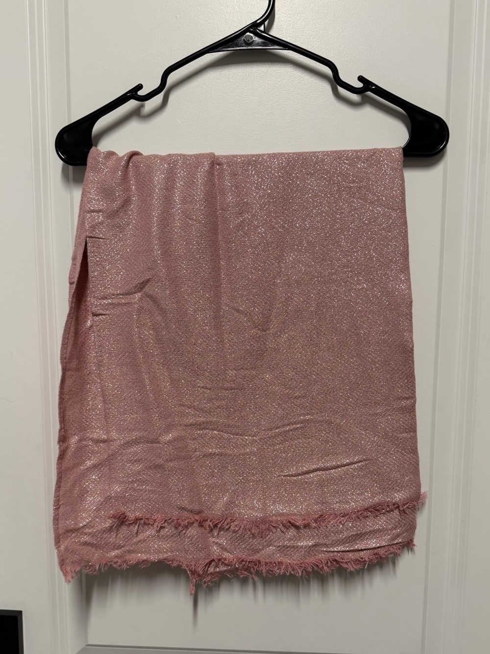 Dusty Pink Shimmery Thick Winter Hijab Scarf Fringe